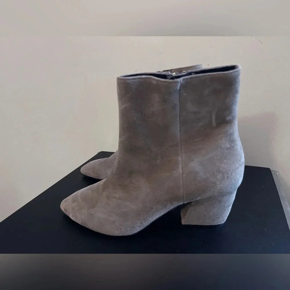 Botkier pointed toe suede booties casual heels fall